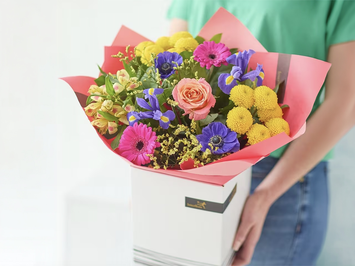Spring flower delivery bouquet