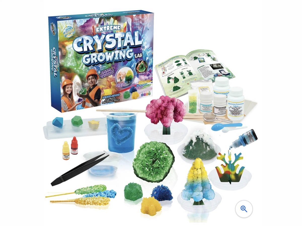 Wild Science Extreme Crystal Growing Lab gift for 6 year old girls in the UK