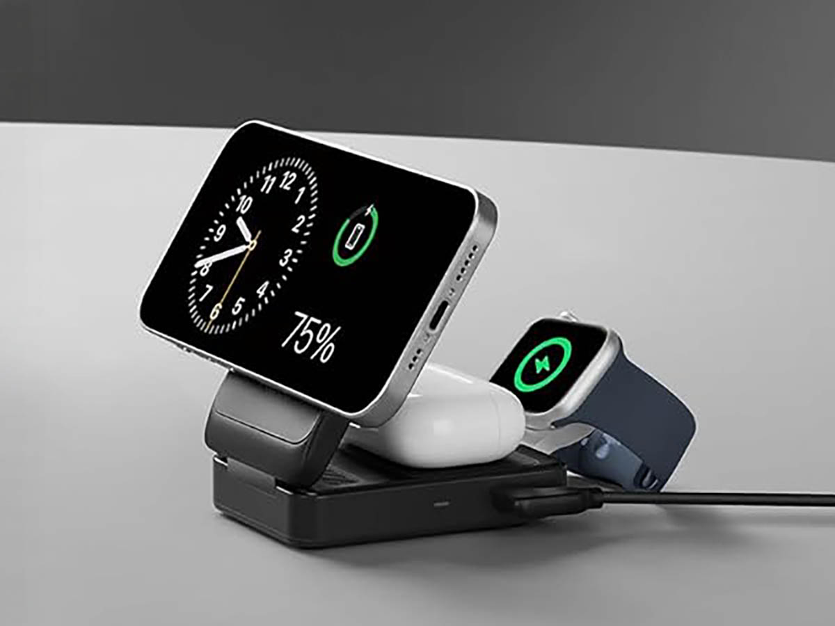 Anker MagGo 3-in-1 wireless charging station Father’s Day gift in the UK