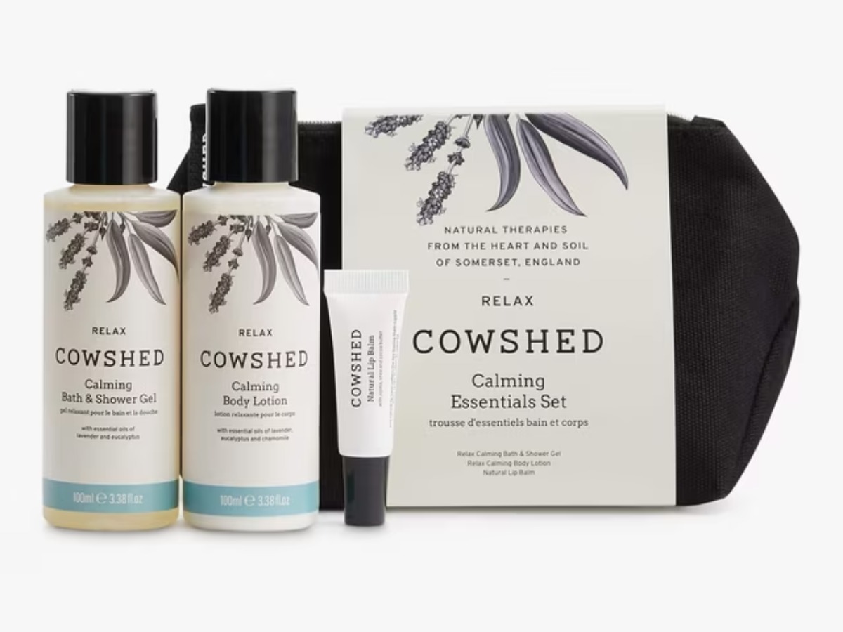 Cowshed Calming Essentials Bodycare Set gift for friends in the UK